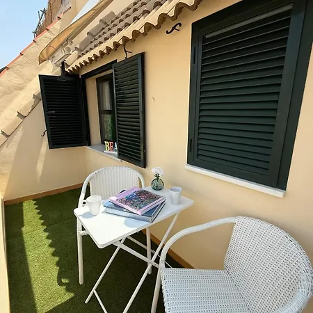 Sunny & Cosy Penthouse * פואנגירולה
